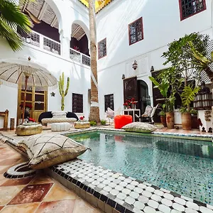 Dar Aurora Bed & Breakfast